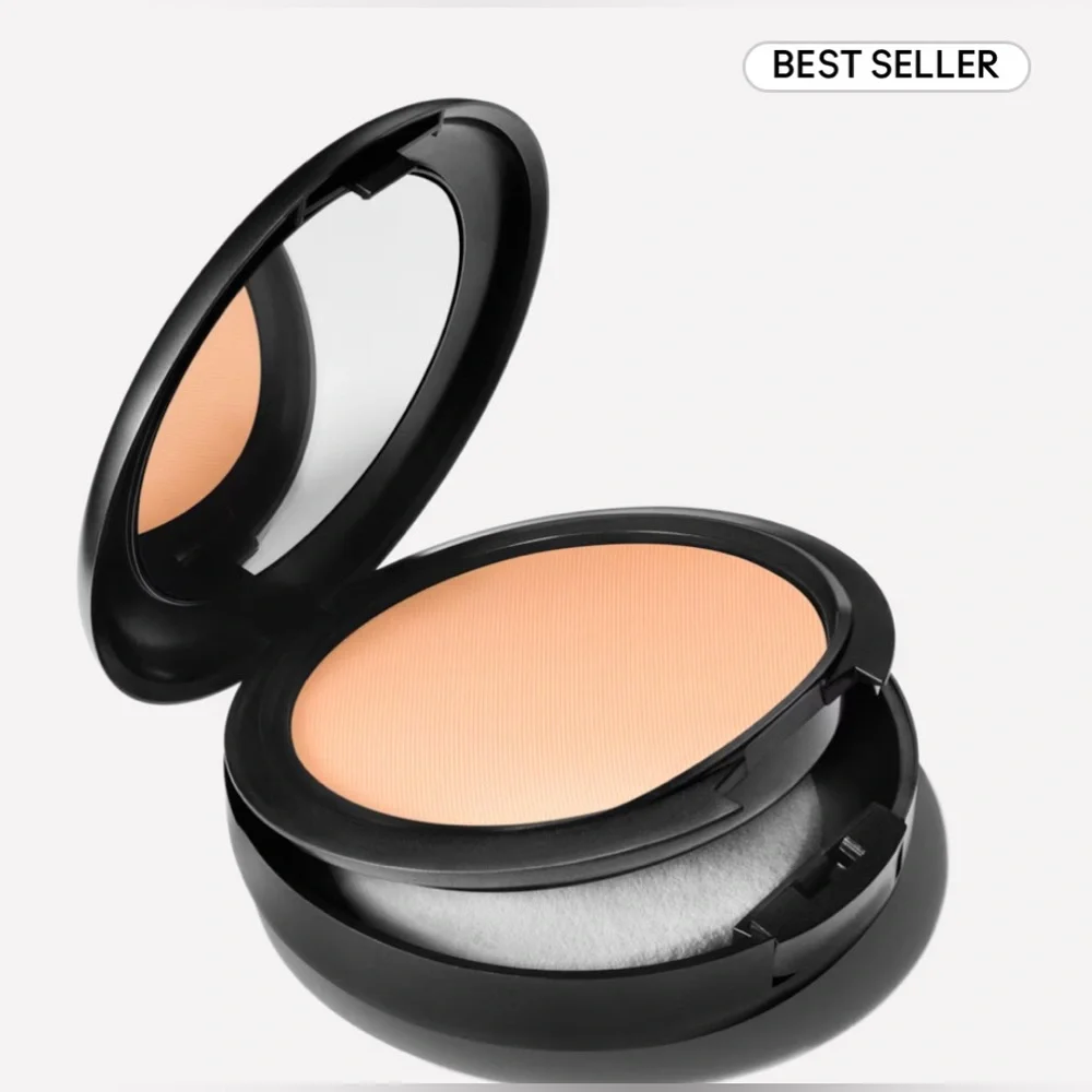 MAC COSMETICS Studio Fix Powder Plus Foundation COLOR: NW22 NEW IN BOX